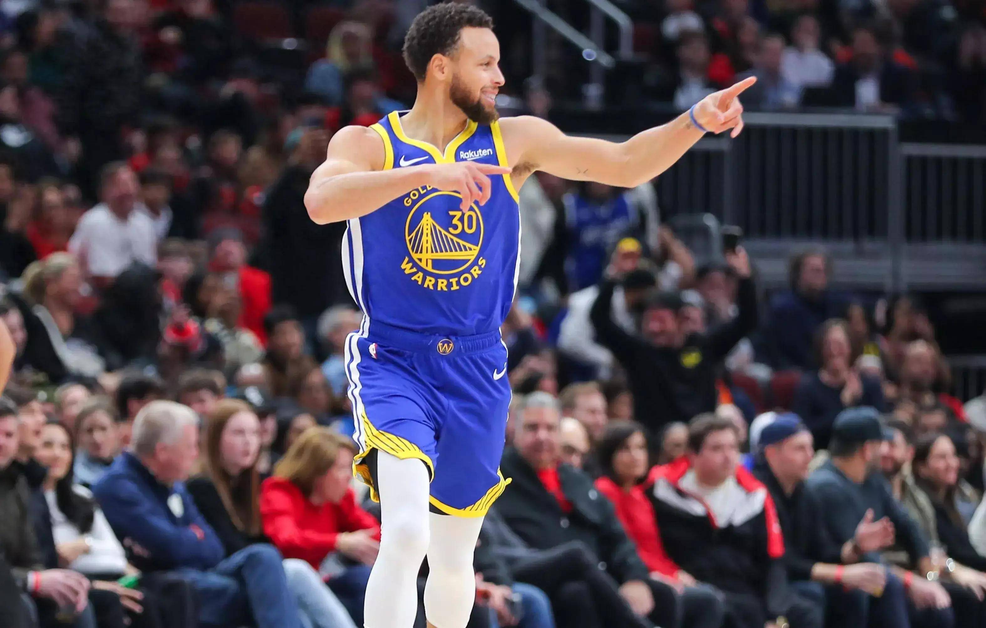 中超转会市场：广州队签下新前锋,（中超转会动态：广州队官宣新前锋加盟）