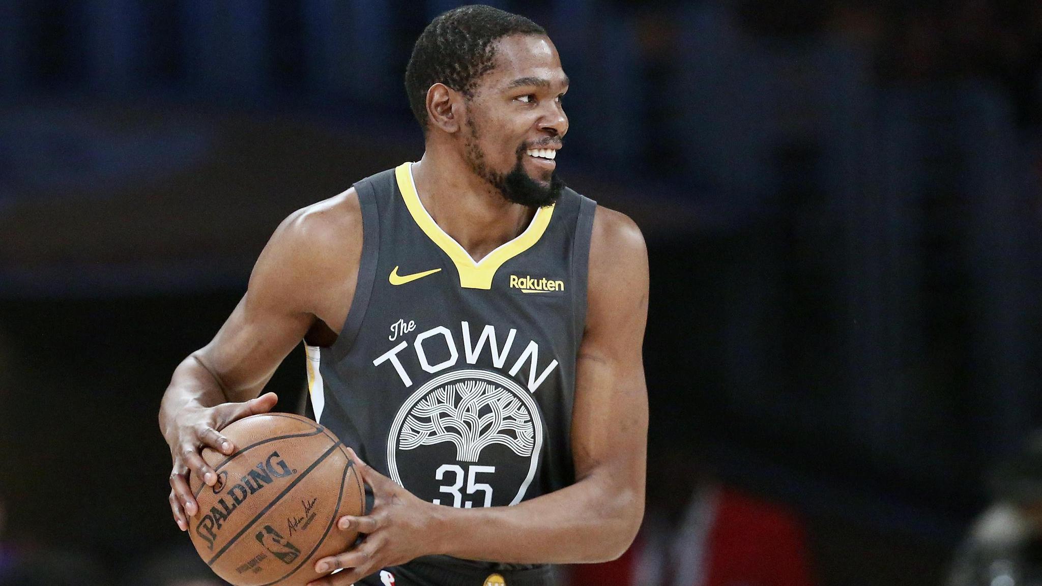 杰伦·布伦森谈50万奖金用途：回馈训练团队，荣耀共享（杰伦·布伦森谈50万奖金去向：回馈训练团队、荣誉共分享）