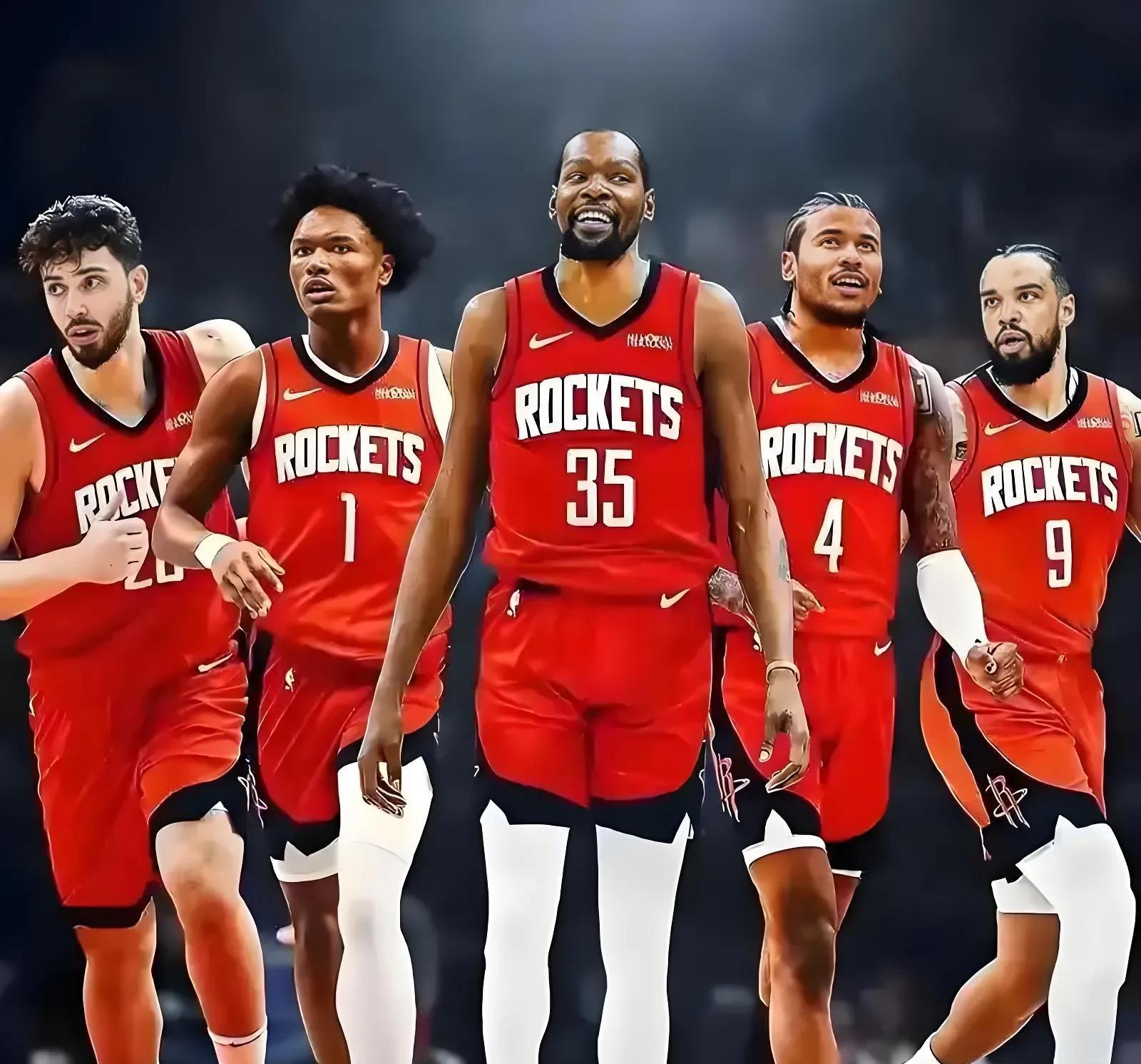 欧冠进球30+球员仅两人客场进球多于主场：姆巴佩、里瓦尔多（欧冠30+进球球员中，仅姆巴佩与里瓦尔多客场进球数超过主场）