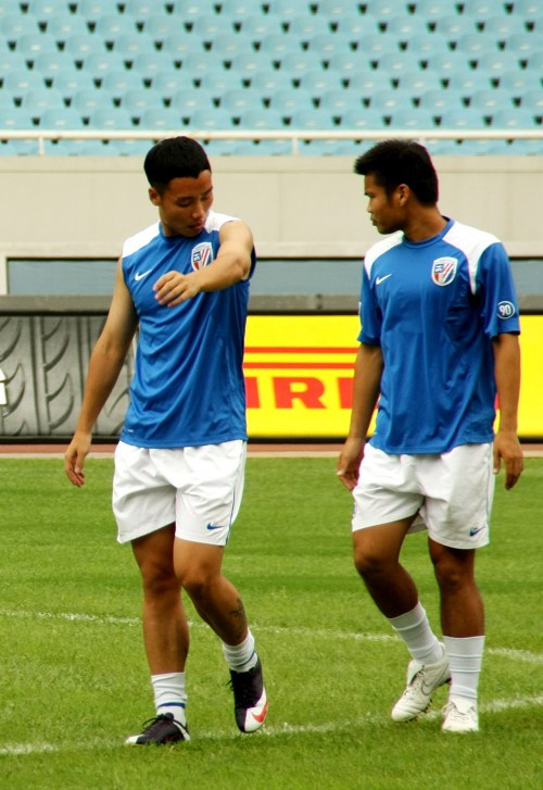 中超开幕时间敲定，多队提前进入备战期（中超开赛日期确定，多队已提前投入备战）