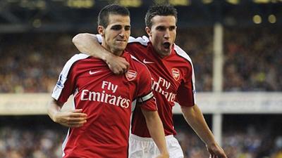 库里三分雨再现，对手毫无办法（库里再掀三分风暴，对手束手无策）