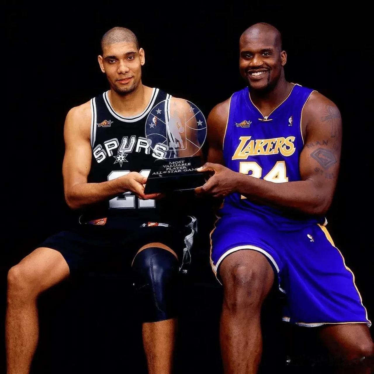 能否做到？拜仁有望成为首支欧冠客战巴黎取得三连胜的球队（拜仁冲击历史：有望成欧冠首支客场对巴黎实现三连胜的球队）