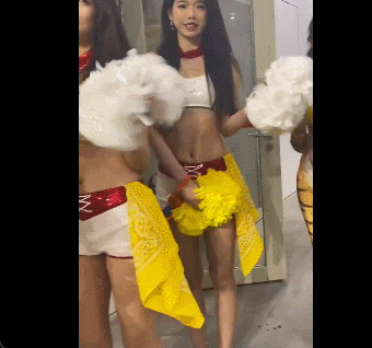 官方：巴萨女足中场邦马蒂荣获年度最佳女子球员（官方：巴萨女足中场邦马蒂当选年度最佳女足球员）