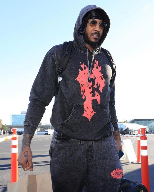 央视举办民间足球争霸赛：苏超、赣超、蒙超冠军等8队参赛（央视举办民间足球争霸赛：苏超、赣超、蒙超等联赛冠军领衔八队参战）