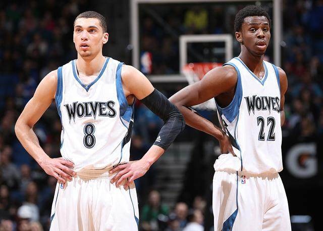 科贝：维尼修斯、82等人不满阿隆索，姆巴佩、裤袜等人支持他（科贝：维尼修斯、82等人对阿隆索不满，姆巴佩、裤袜等力挺阿隆索）