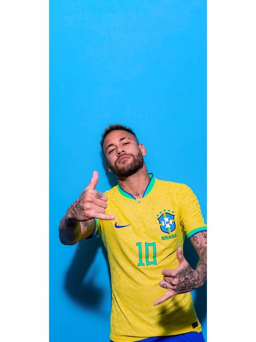 时隔两月破荒，“梅开二度”的霍伊伦还需枪口更稳（时隔两月再破门，梅开二度的霍伊伦仍需提升终结稳定性）